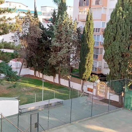 Sol Y Mar Apartment *